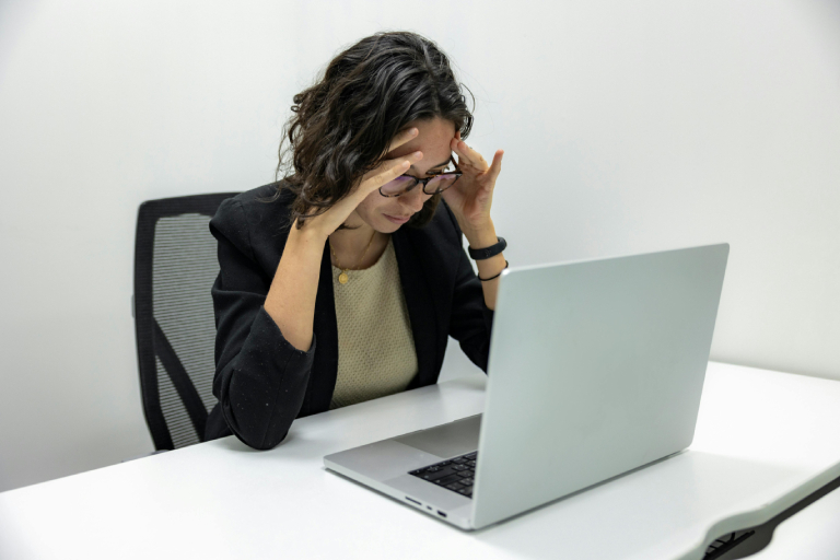 Employee facing Stress at Workplace with no Support